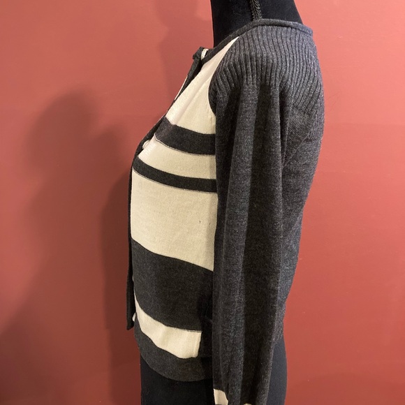 Lu Lu Cheung Wool Sweater size Small - Picture 4 of 8